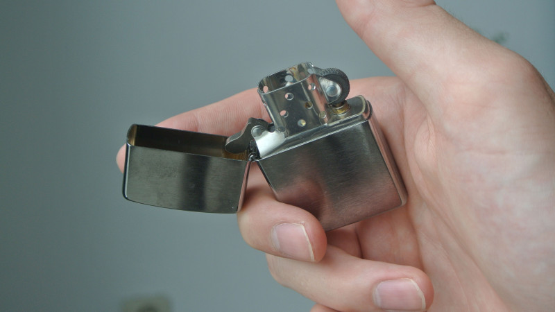 Zippo dry strike download free stereo sound effect